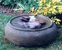 Garden Fountain Flow Pot